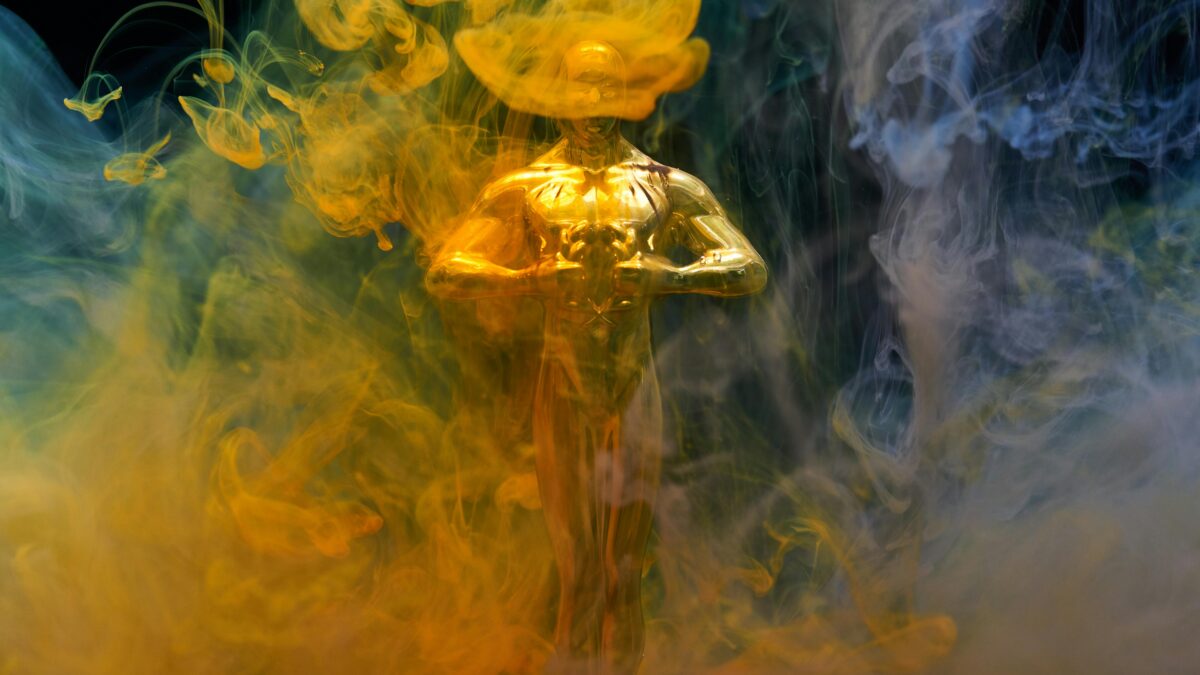 Perfumes das Estrelas do Oscar 2024: Desvendando os Aromas das Celebridades
